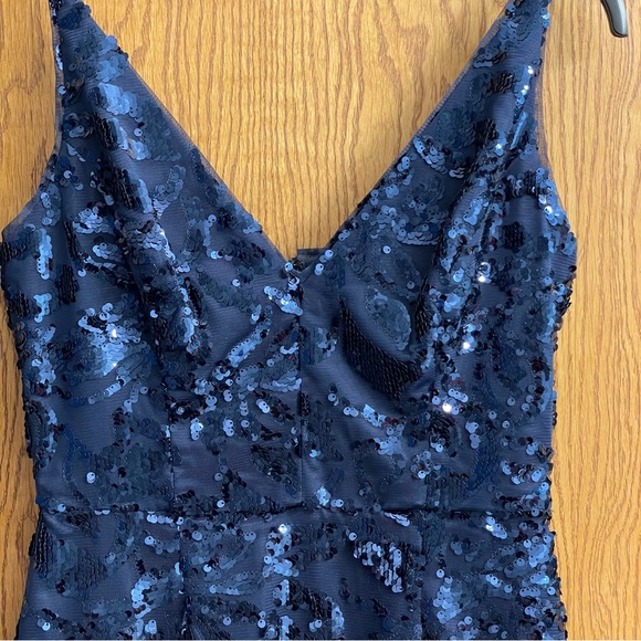 Elija J Navy Blue Sequins V Neck Strappy Navy Blue Midi Dress Size 2 EUC - Picture 4 of 14